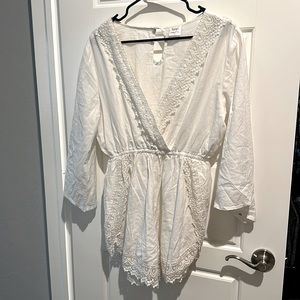 Satya Size L Long Sleeve White Romper